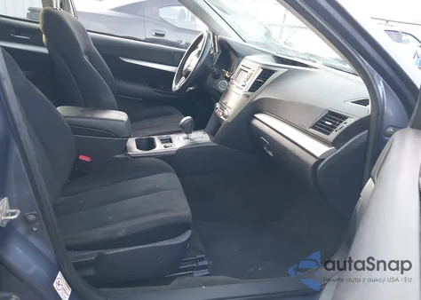 2014 Subaru Legacy 2.5I Premium из США, поврежденный, VIN 4S3BMBC60E3036219